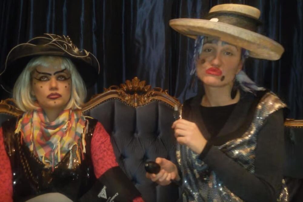 Paris i Pipa, Foto: YouTube