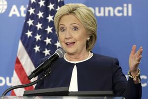 Klinton: Slanje kopnenih trupa u borbu protiv Islamske države je...
