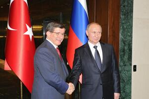 Premijer: Turska će raditi sa Rusijom na smirivanju tenzija