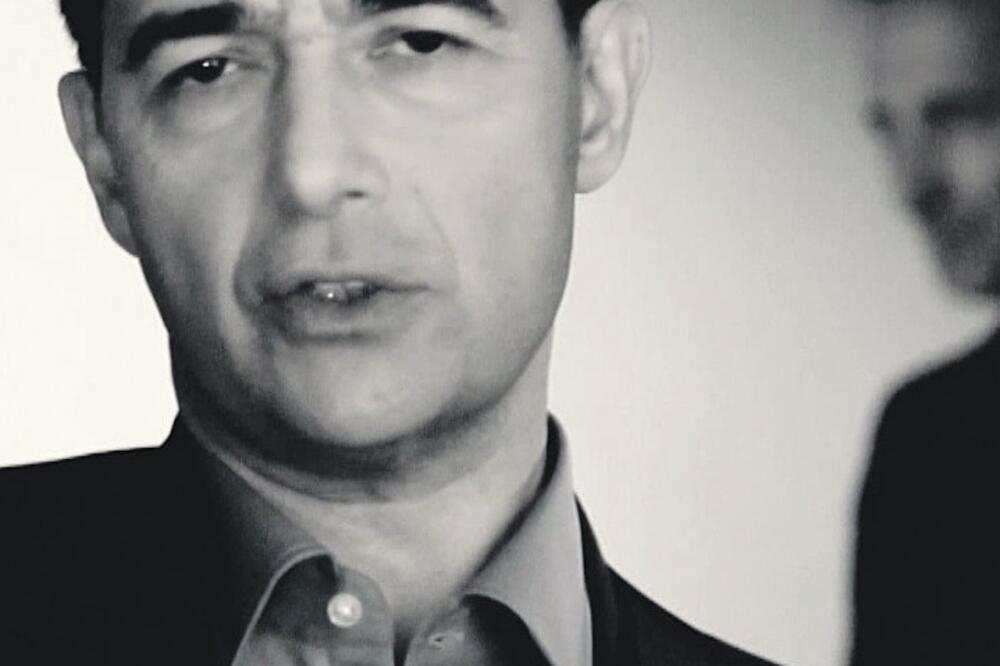 Vlada Divljan (Novina)