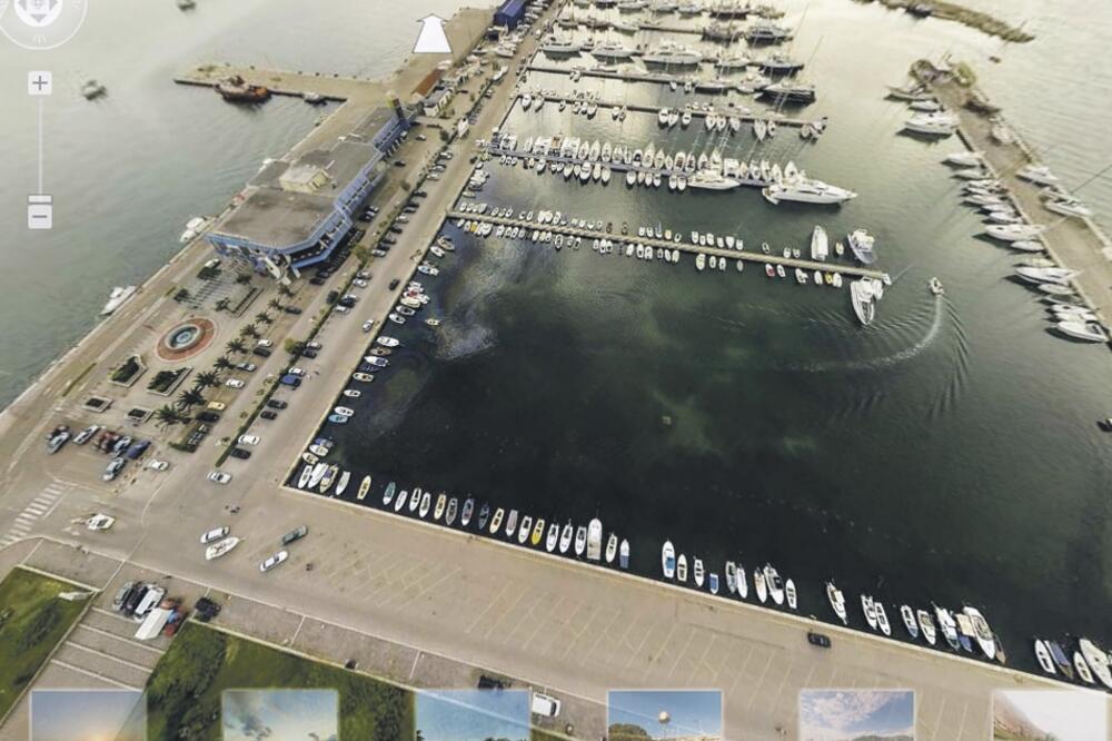 Marina Bar, ulje, Foto: Michael Bader