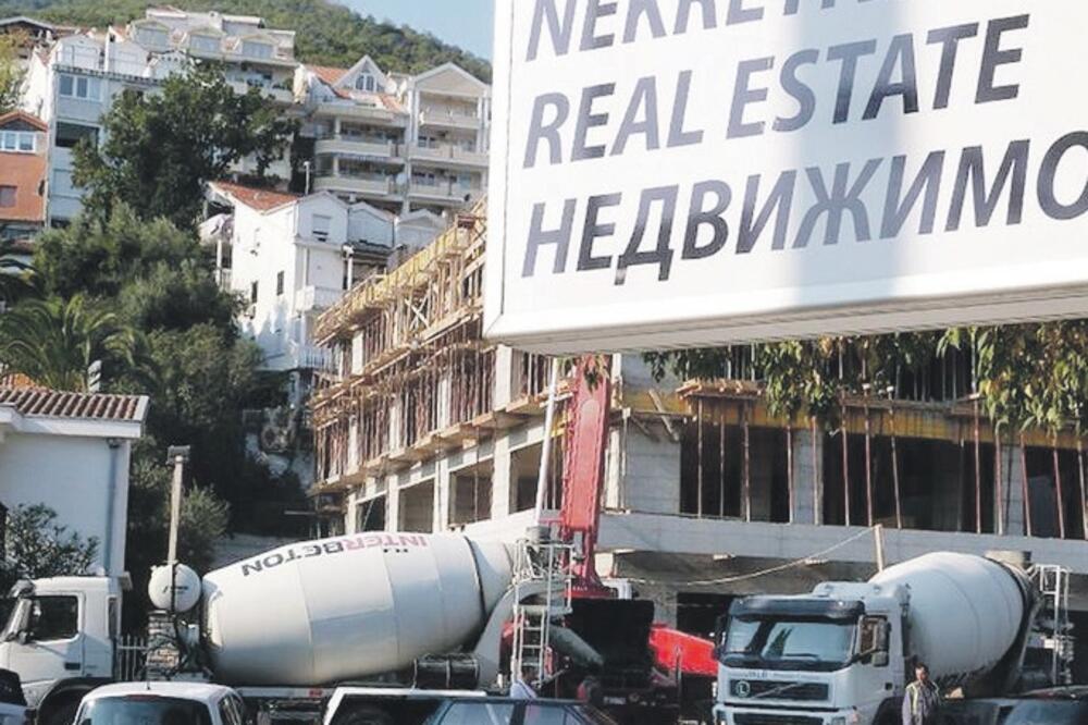 oglas na ruskom, Foto: N. RUJEVIĆ/DW