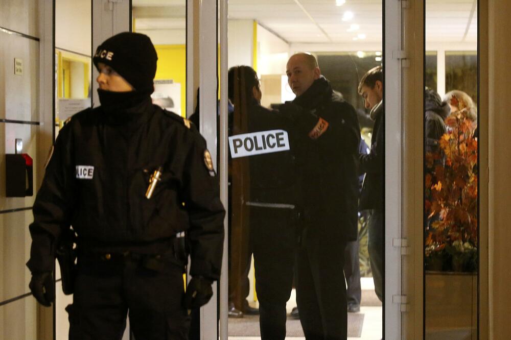 Pariz, Monruž, Foto: Reuters