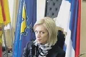 Sa Aćimović u Opštinu stigla i srpska zastava