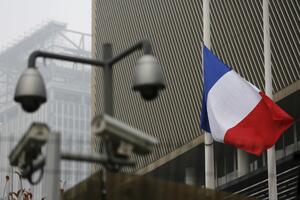 Golub uplašio putnike na željezničkoj stanici u Parizu
