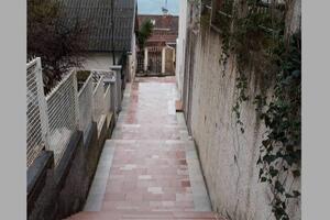 Herceg Novi: Rekonstrukcija stepeništa Jova Dabovića gotova do...