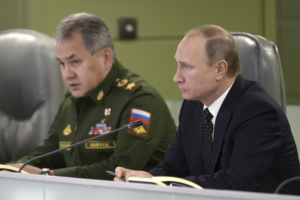 Sergej Šojgu, Vladimir Putin, Foto: Reuters