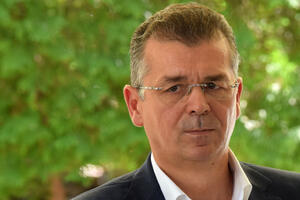 Gvozdenović tražio 18,8 miliona eura, a dobio 12 miliona manje