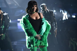 Rijana će prodavati svoju marihuanu