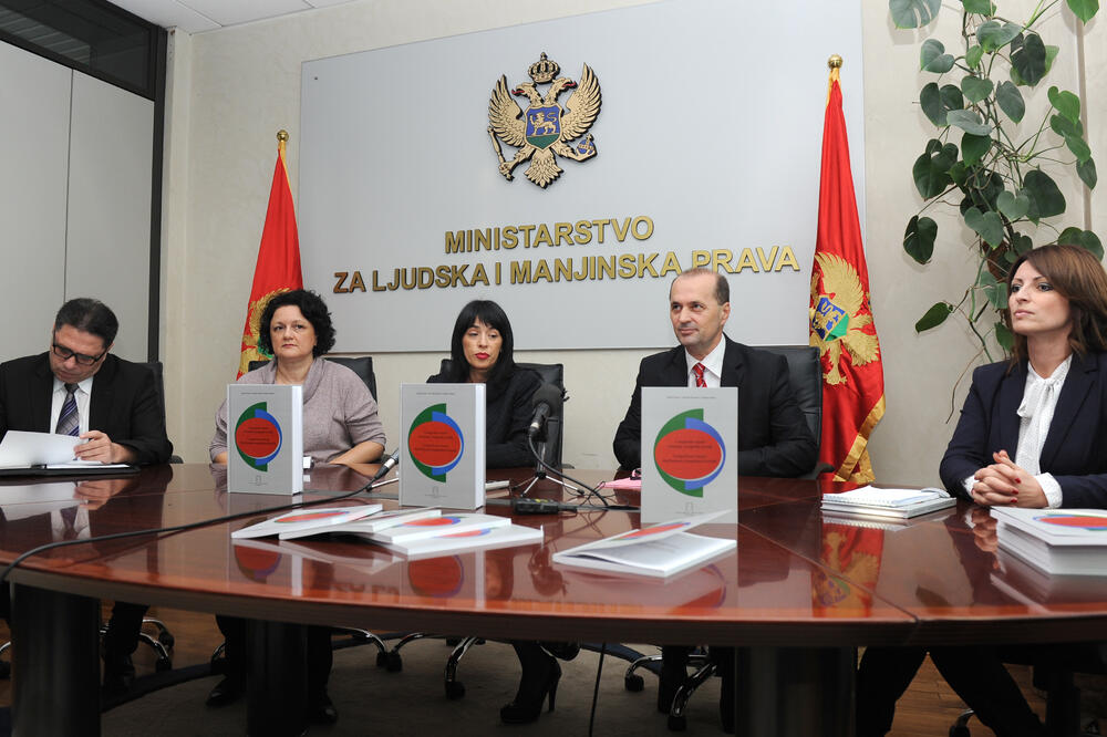 Romsko-crnogorski rječnik, Foto: Mmp.gov.me