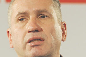 Rakčević: Za padove i posrtanja kriva arogantna i nesposobna vlast