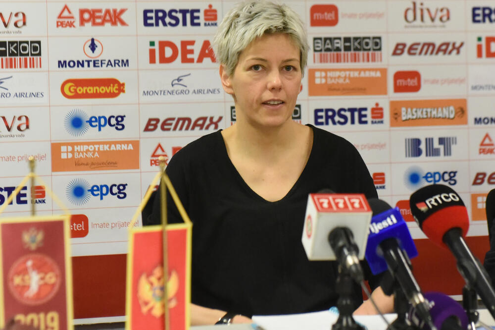 Jelena Škerović na današnjoj konferenciji za novinare