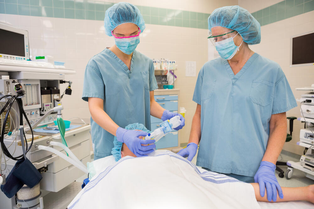 Operacija, hirurg, doktori, Foto: Shutterstock