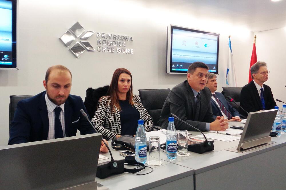 Vuk Maraš, Aleksandar Mitrović,  Mersad Mujević, Sandra Škatarić, Foto: Privredna komora Crne Gore