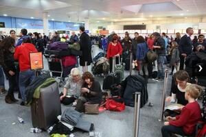 Sumnjiv paket: Evakuisan terminal aerodroma u Londonu