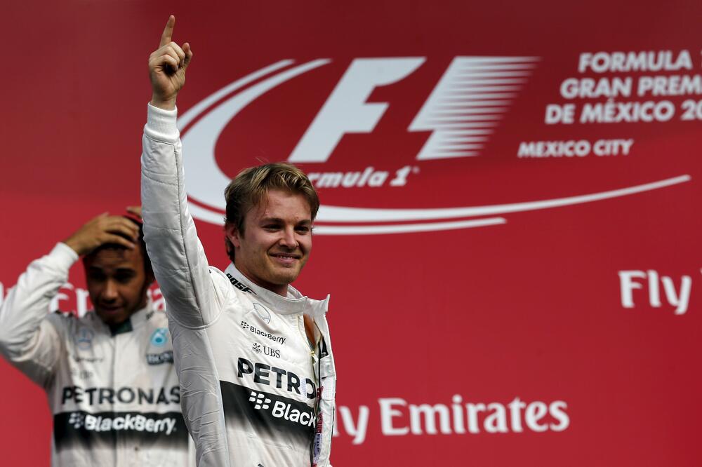 Niko Rozberg i Luis Hamilton, Foto: Reuters