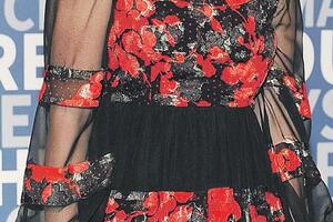 Lana Del Rej opet raskinula s momkom