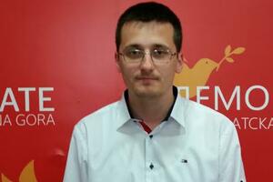 Rajević: Vlast na Cetinju se neumjereno hvali mršavim rezultatima