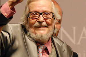 Nagrada ,,Servantes&rdquo; Fernandu del Pasu