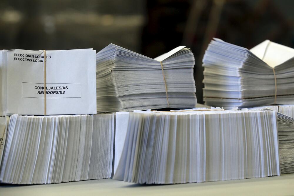 Španija, izbori, glasački listići, Foto: Reuters