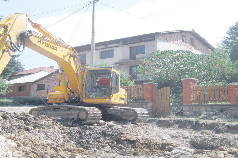 Asflatiranje, rekonstrukcija ulcie, Foto: Goran Malidžan