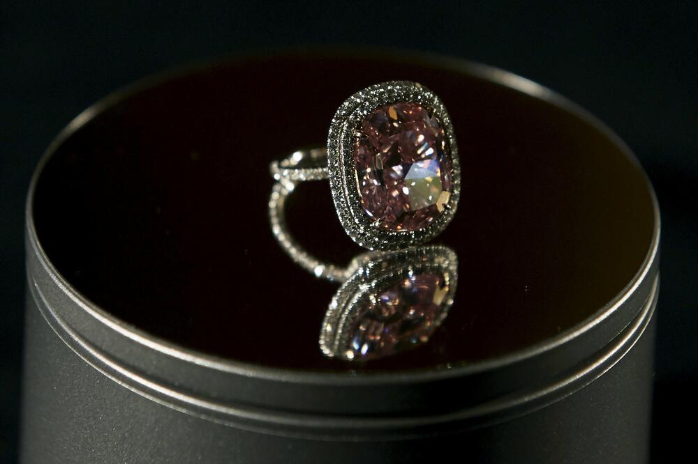 rozi dijamant, Foto: Reuters