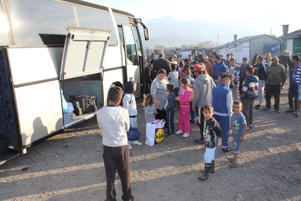 Povratak interno raseljenih porodica na Kosovo, Foto: Ministarstvo rada i socijalnog staranja