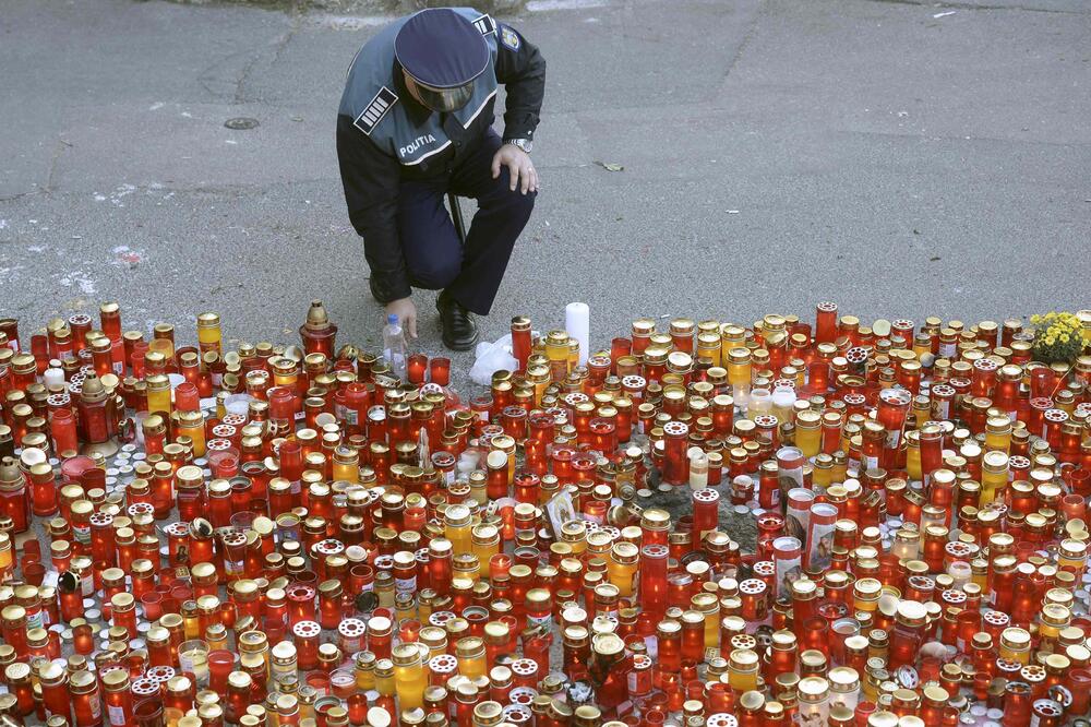 Bukurešt, svijeće, Foto: Reuters