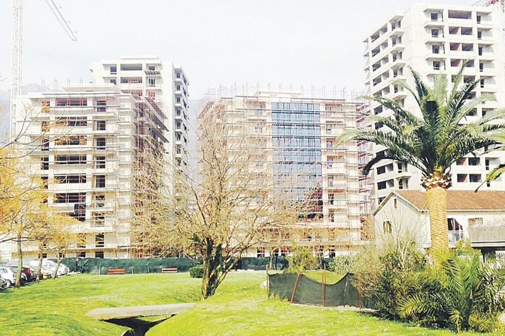 zgrada Budva, Foto: Vuk Lajović