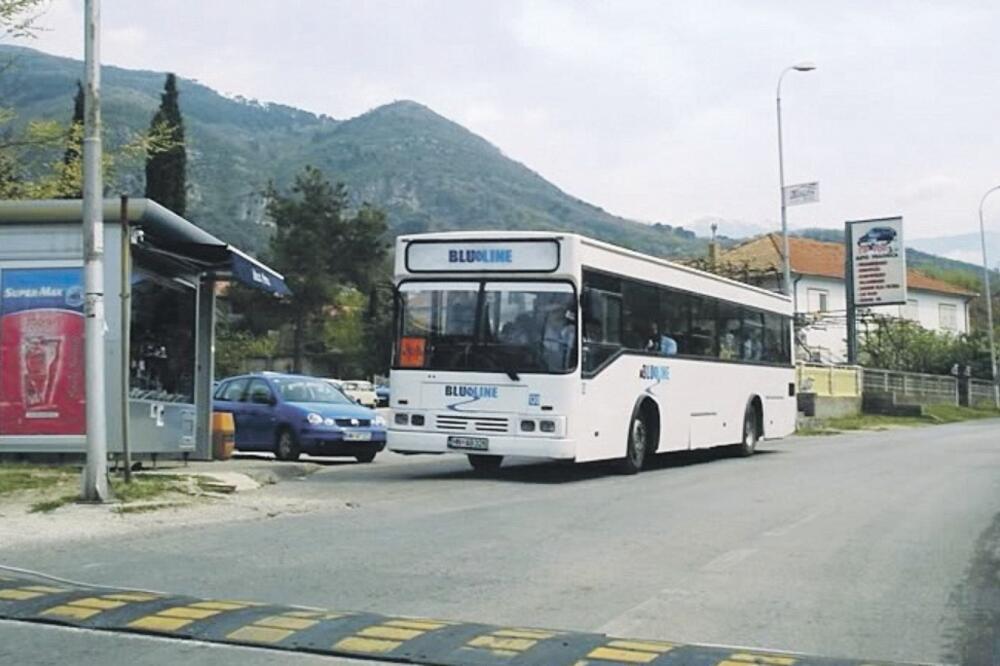 autobus Blue Line, Foto: Siniša Luković