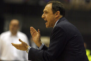 Mesina ponovo na klupi “azura”