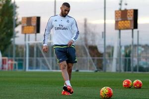 Benzema odradio trening u Madridu, Real mu pružio podršku