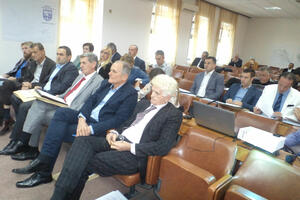 Odbornici danilovgradskog DF-a bojkotovali sjednicu lokalnog...