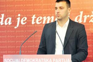 Zeković odgovorio DPS-u: Smješniji ste u rezultatima rada, nego u...