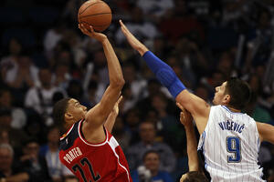 Nikola Vučević povrijedio koljeno