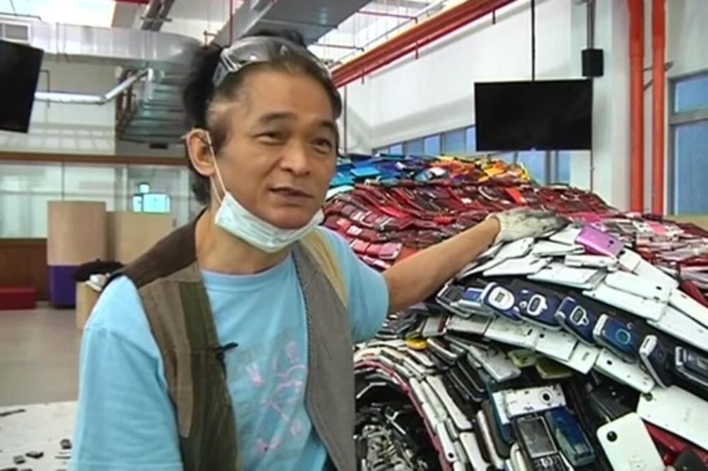 Tajvanski umjetnik, auto od mobilnih telefona, Foto: Screenshot (YouTube)