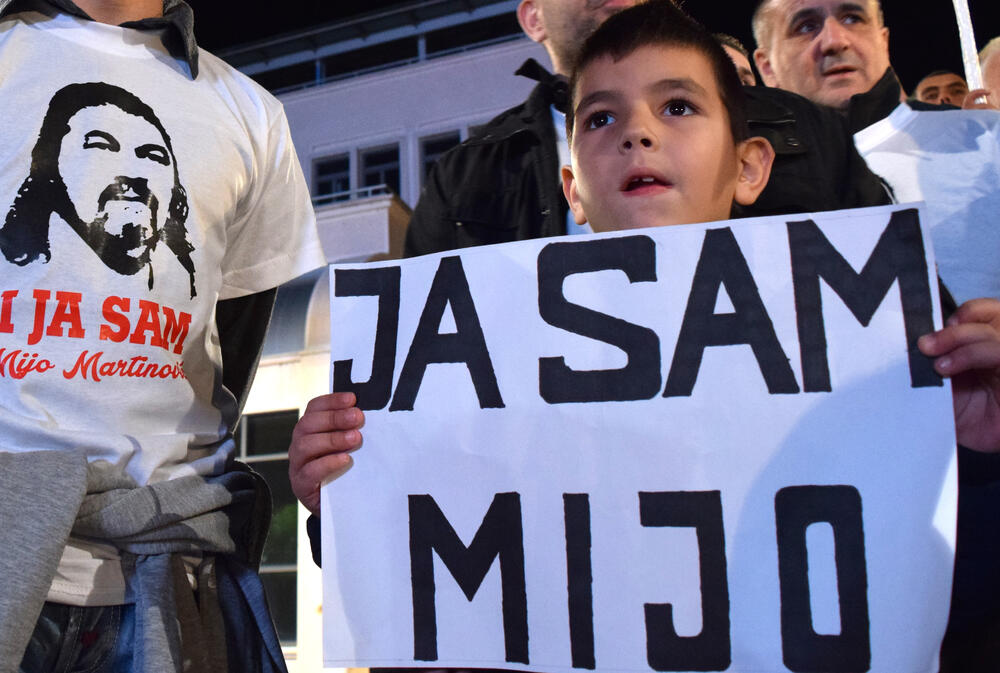 Skup podrške Miju Martinoviću