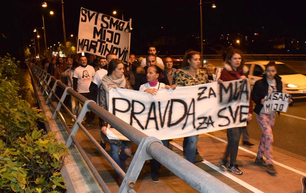 Skup podrške Miju Martinoviću