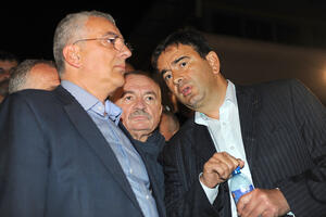 Opozicija se mora složiti