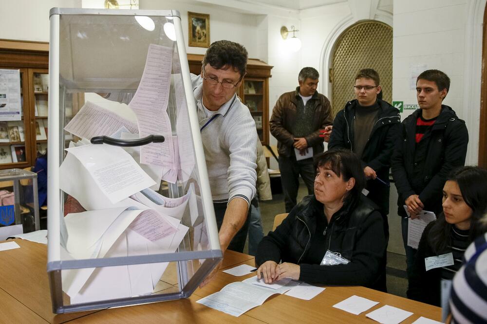 Izbori, Ukrajina, Foto: Reuters
