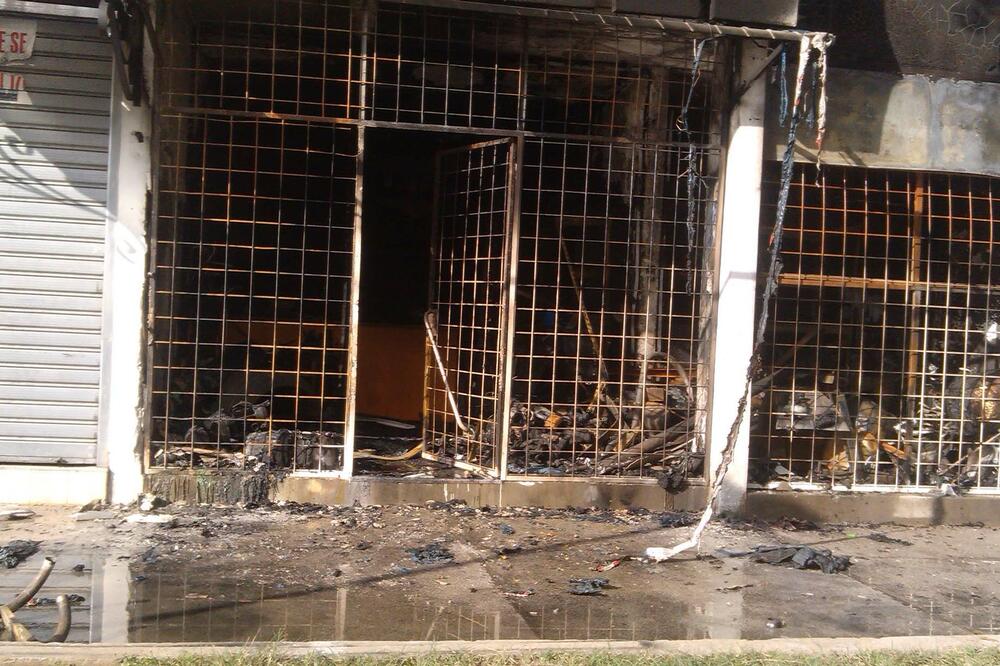 Bar požar, Foto: Radomir Petrić