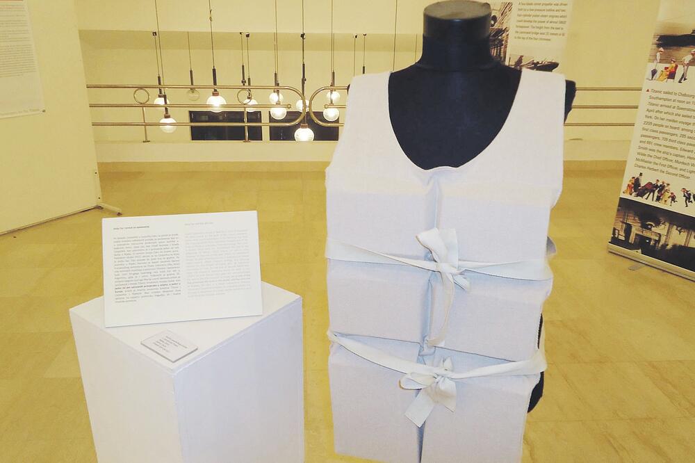 Titanik Bar, Foto: Radomir Petrić