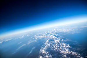 Raste ozonska rupa iznad Antarktika