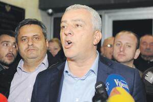 Suđenje poslanicima po skraćenom postupku