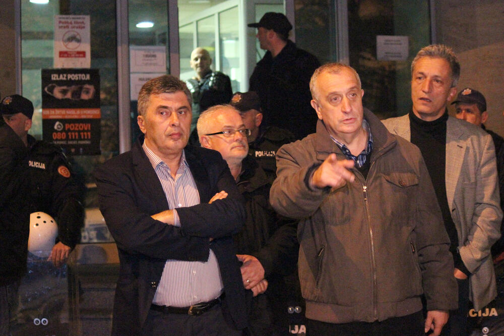 DF Protest Ispred CB, Milutin Đukanović, Foto: Filip Roganović
