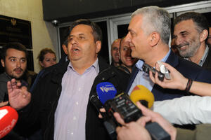 Mandić i Radunović pušteni da se brane sa slobode
