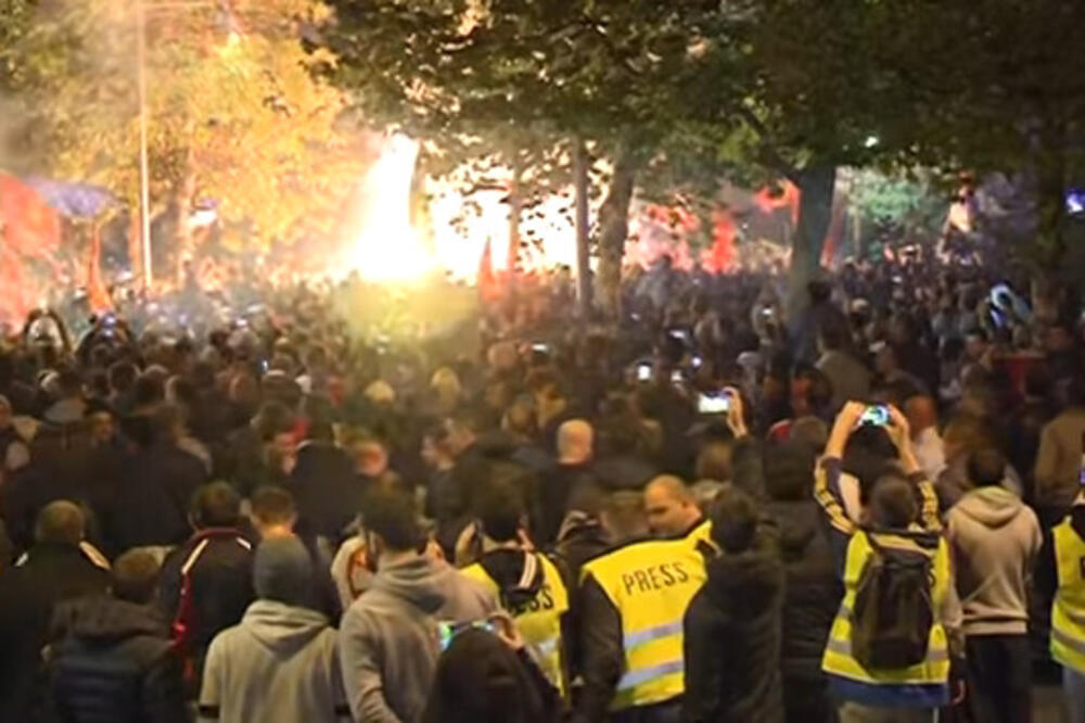 DF Protesti, Foto: Printscreen (YouTube)