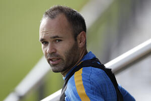 Inijesta spreman za meč sa Ejbarom