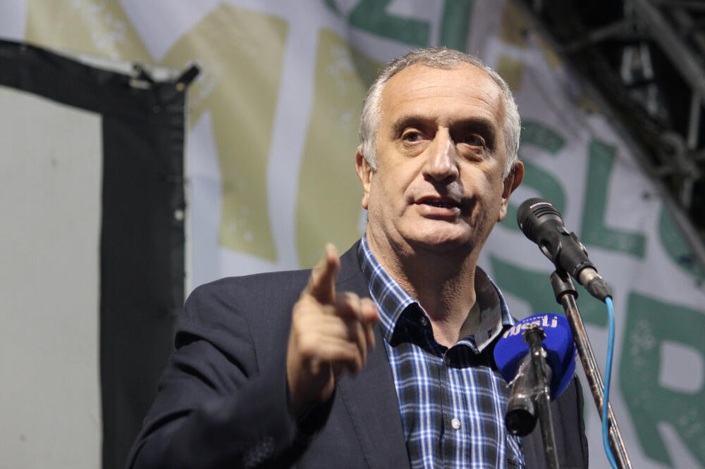 protest Demokratski front, Predrag Bulatović, Foto: Filip Roganović