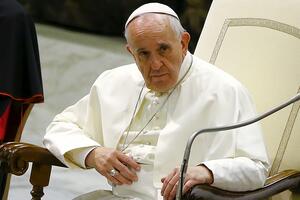Vatikan: Papa nema tumor na mozgu